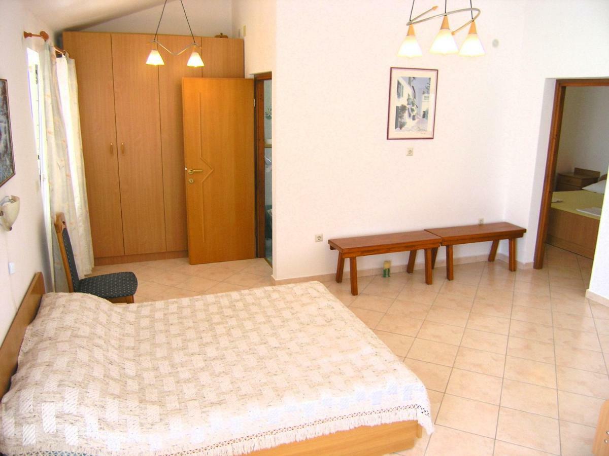 Apartman Juric Apartment Krk Town Luaran gambar
