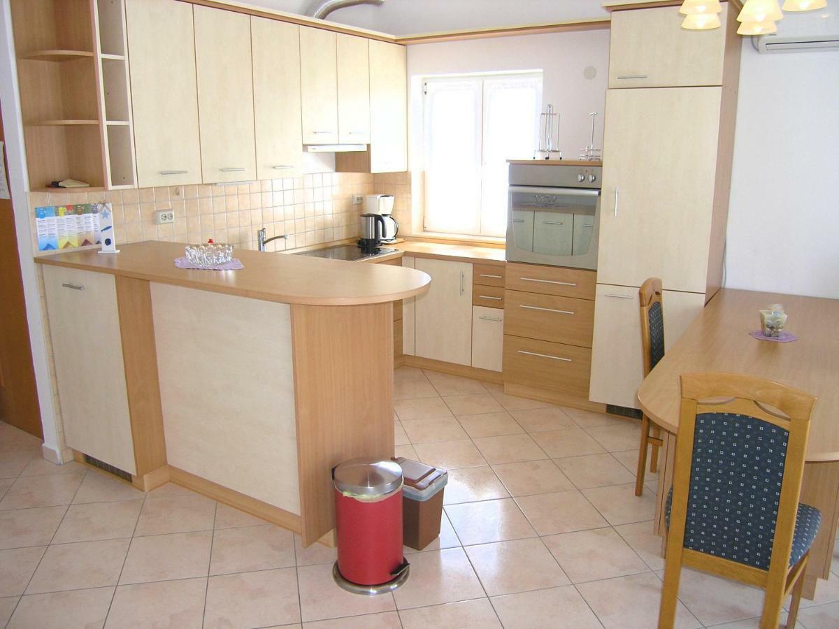 Apartman Juric Apartment Krk Town Luaran gambar